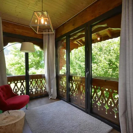 Chalet Chalet Perle De Rosee Les Gets